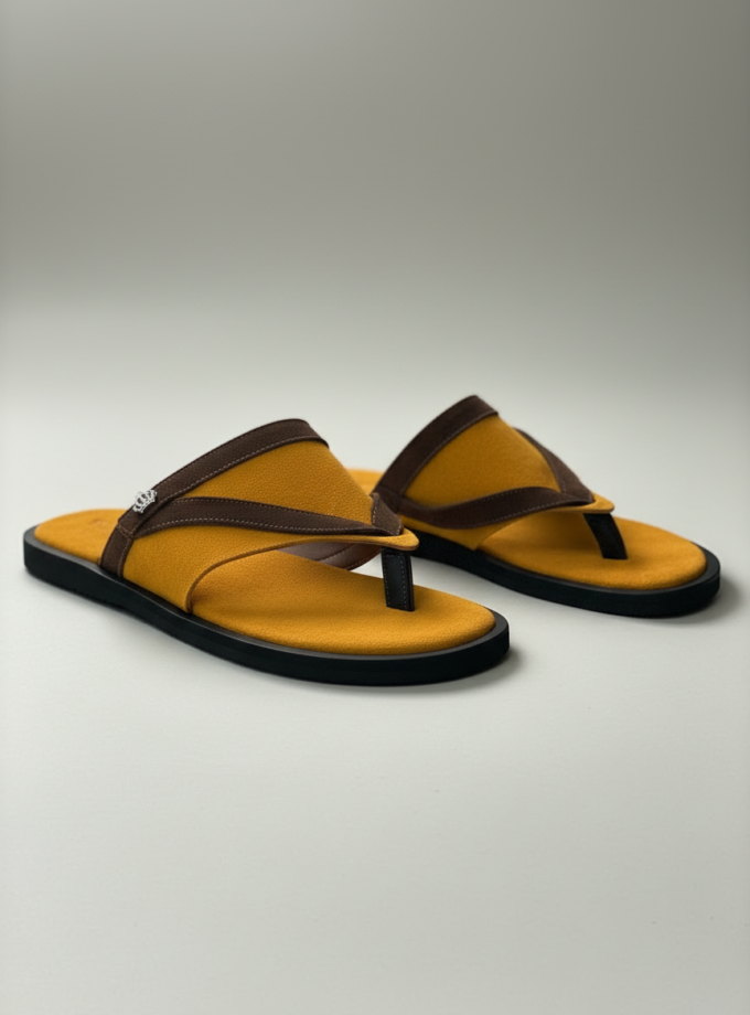 Nazarene Amictus Sundown — Suede Toe-Loop Sandal
